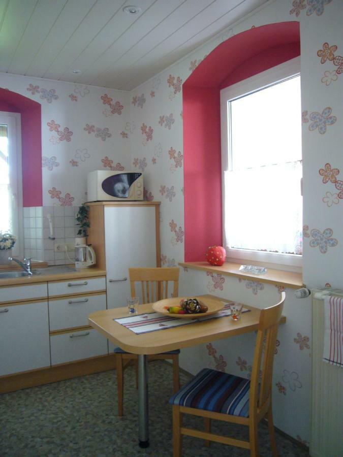 Ferienwohnung Im Alten Schulhaus - Keine Monteure Plech Экстерьер фото