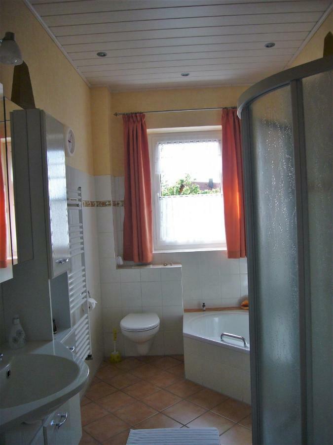 Ferienwohnung Im Alten Schulhaus - Keine Monteure Plech Экстерьер фото